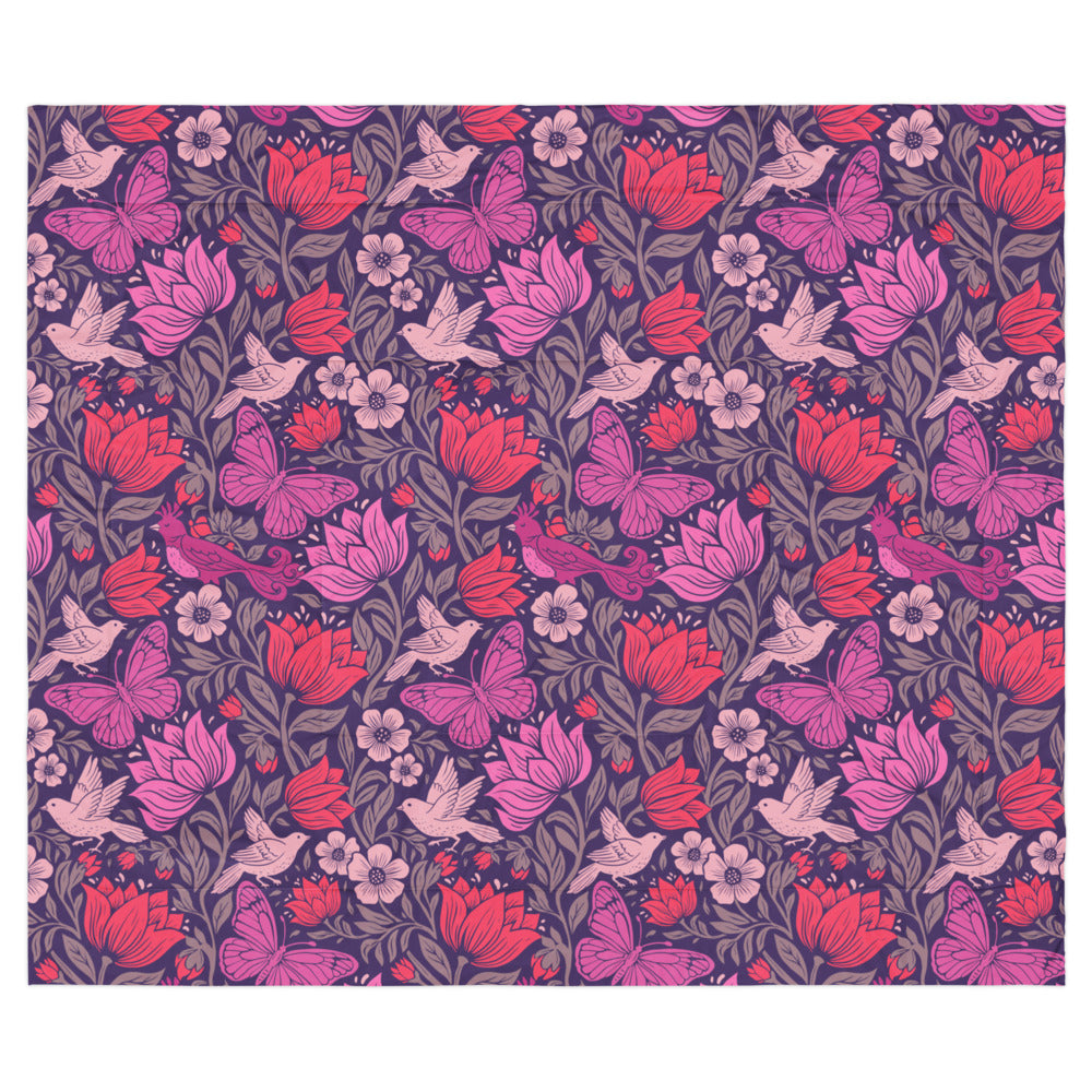 Held by nature – Comforter