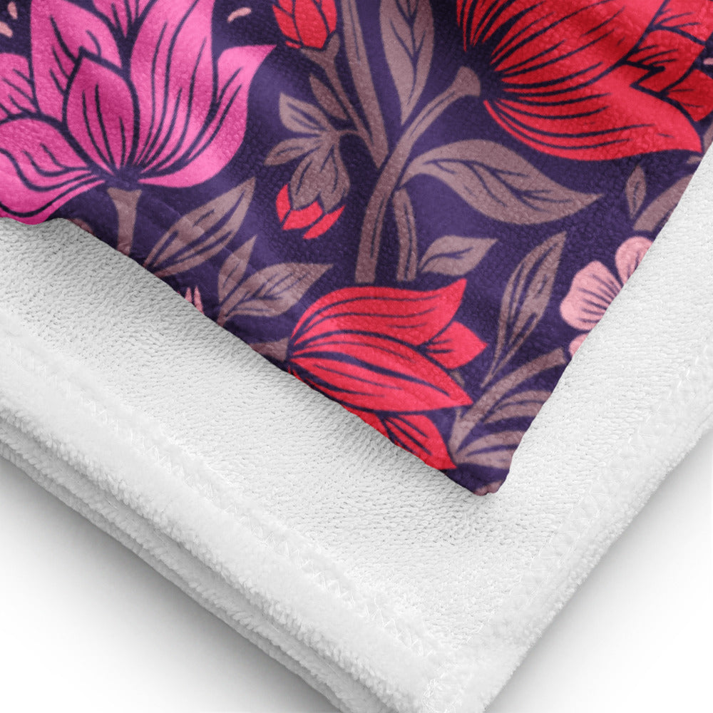Held by nature – Towel