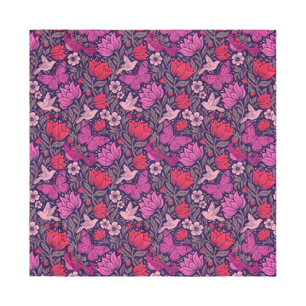 Held by nature – Comforter