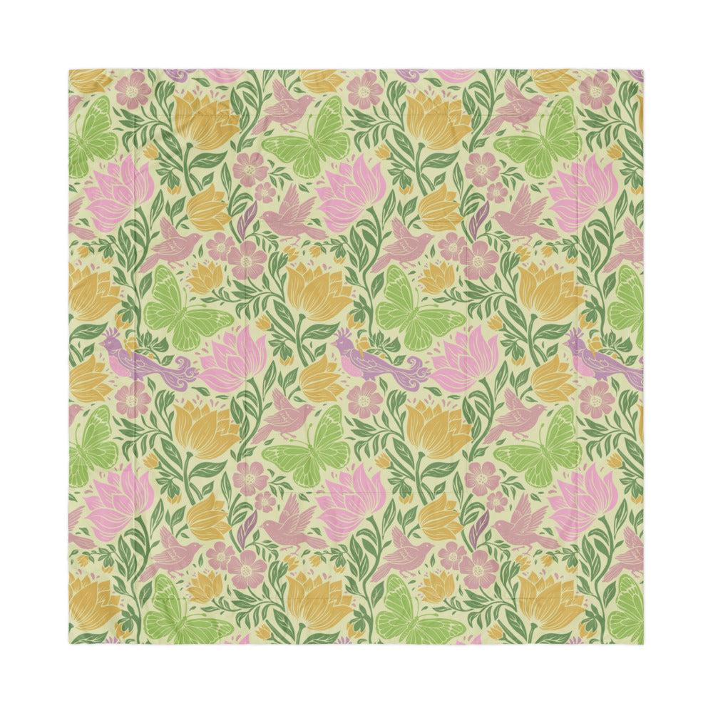 Held by nature – Comforter