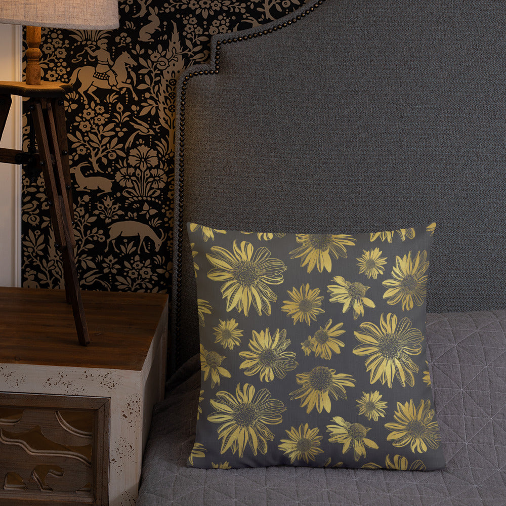 Premium Pillow - Golden flowers